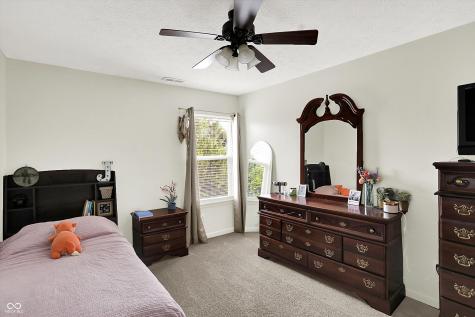 6274 Saddletree Drive Zionsville IN 46077
