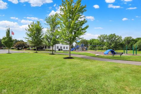 6274 Saddletree Drive Zionsville IN 46077