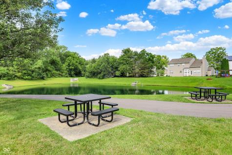 6274 Saddletree Drive Zionsville IN 46077
