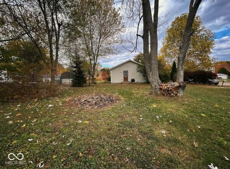 3758 S Walter Avenue Bloomington IN 47403
