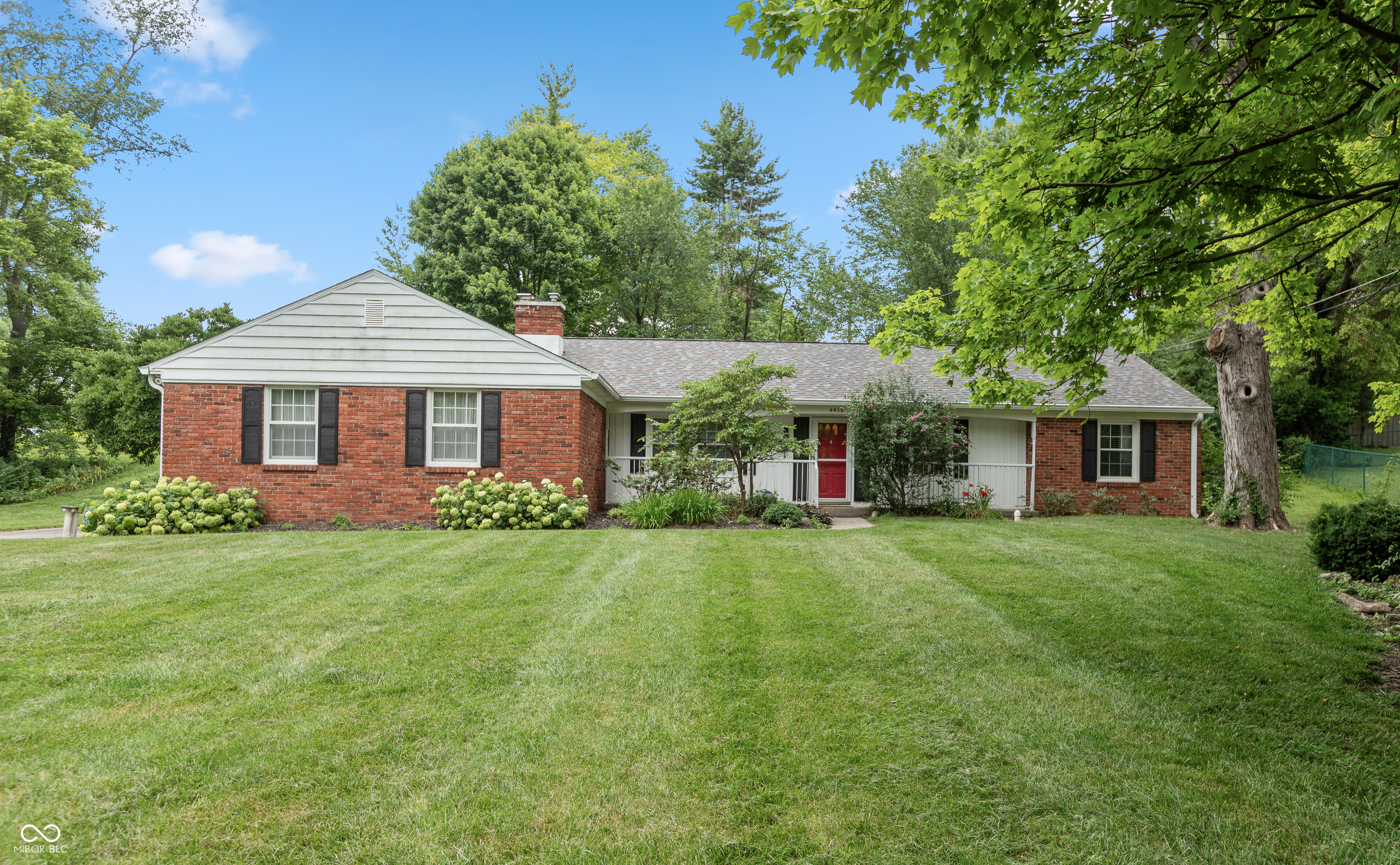 4910 E 77th Street Indianapolis IN 46250