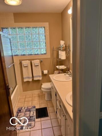 5168 N Kenwood Avenue Indianapolis IN 46208