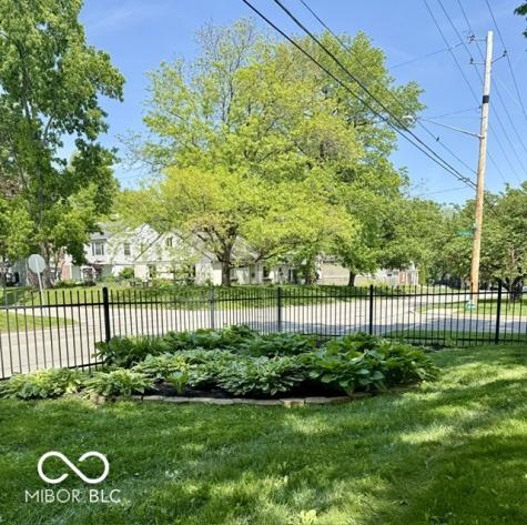 5168 N Kenwood Avenue Indianapolis IN 46208