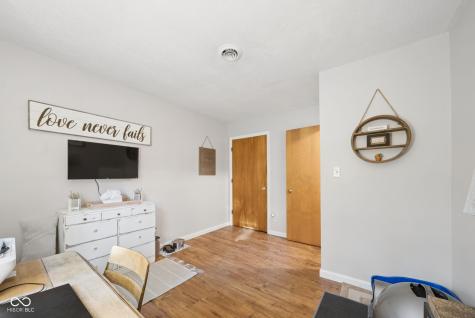 6834 N Pr 70 W Brazil IN 47834