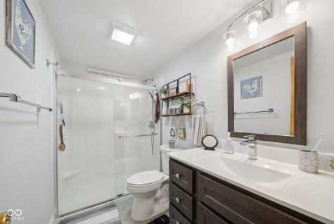 6834 N Pr 70 W Brazil IN 47834