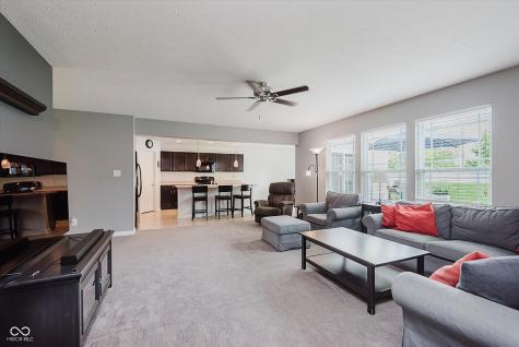 985 Farmington Trail Brownsburg IN 46112