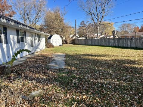 913 Beaufain Court Indianapolis IN 46217