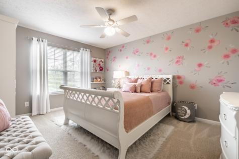 6821 Woodhaven Place Zionsville IN 46077