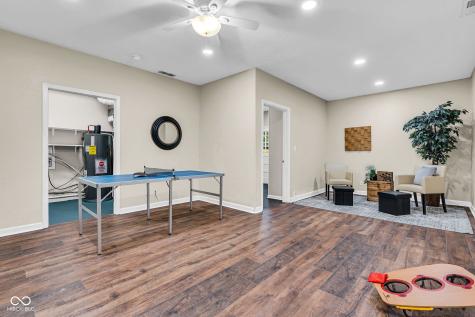 6825 S Ford Road Zionsville IN 46077