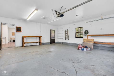 6825 S Ford Road Zionsville IN 46077