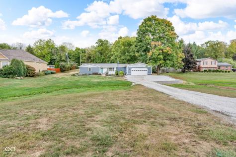6825 S Ford Road Zionsville IN 46077