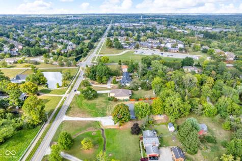 6825 S Ford Road Zionsville IN 46077