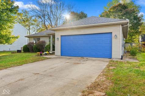 2042 Sumpter Trail Columbus IN 47203