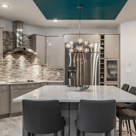 4548 Chase Oak Court Zionsville IN 46077