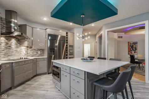 4548 Chase Oak Court Zionsville IN 46077