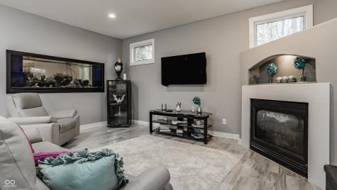 4548 Chase Oak Court Zionsville IN 46077
