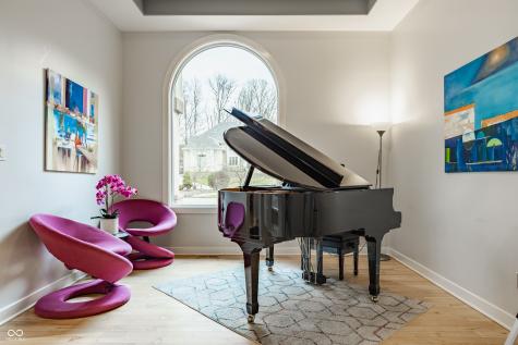4548 Chase Oak Court Zionsville IN 46077