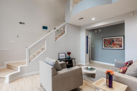 4548 Chase Oak Court Zionsville IN 46077