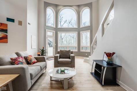 4548 Chase Oak Court Zionsville IN 46077