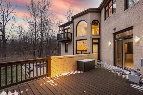 4548 Chase Oak Court Zionsville IN 46077