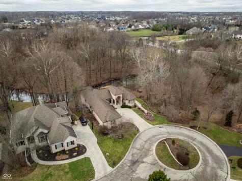 4548 Chase Oak Court Zionsville IN 46077