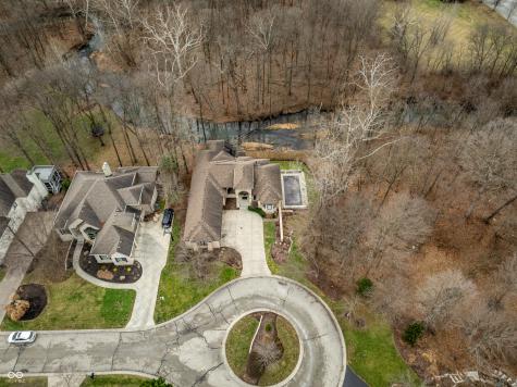 4548 Chase Oak Court Zionsville IN 46077