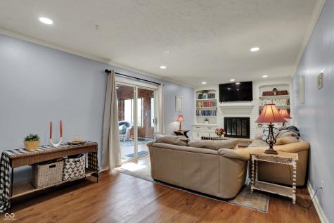 1123 Woodbridge Lane Indianapolis IN 46260