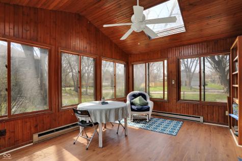 1123 Woodbridge Lane Indianapolis IN 46260