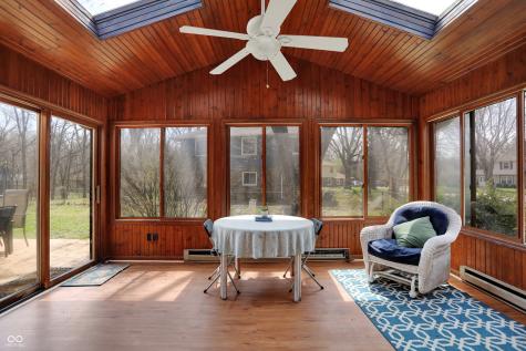 1123 Woodbridge Lane Indianapolis IN 46260