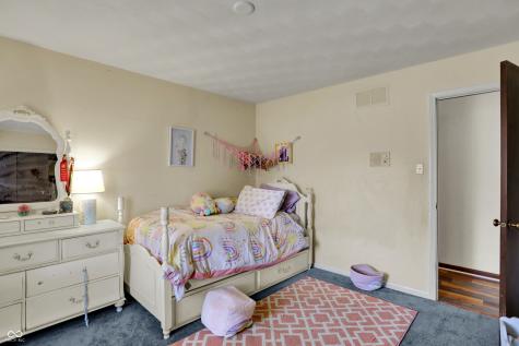 1123 Woodbridge Lane Indianapolis IN 46260