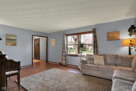 1123 Woodbridge Lane Indianapolis IN 46260