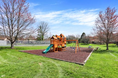 1123 Woodbridge Lane Indianapolis IN 46260