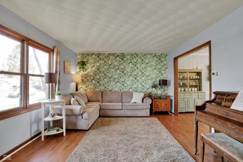 1123 Woodbridge Lane Indianapolis IN 46260