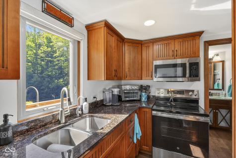 1068 S Turnbow Drive Rockville IN 47872