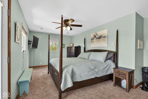 1068 S Turnbow Drive Rockville IN 47872