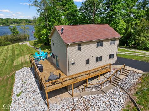 1068 S Turnbow Drive Rockville IN 47872