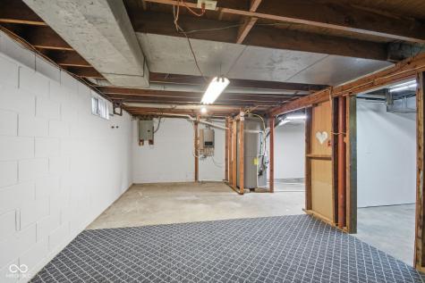 749 W Edgewood Avenue Indianapolis IN 46217