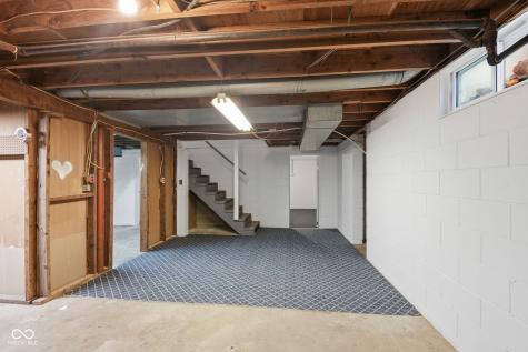 749 W Edgewood Avenue Indianapolis IN 46217