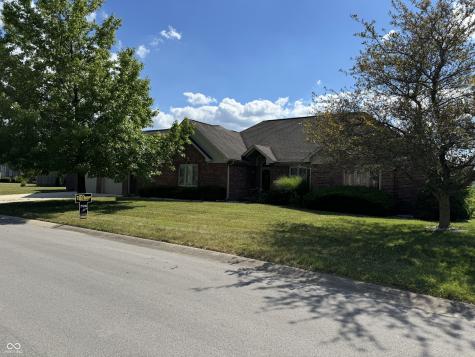 1060 Foxford Drive Avon IN 46123