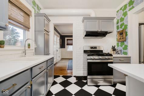 739 Campbell Avenue Indianapolis IN 46219
