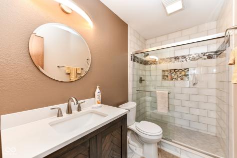 2275 Historic Oaks Boulevard Indianapolis IN 46214
