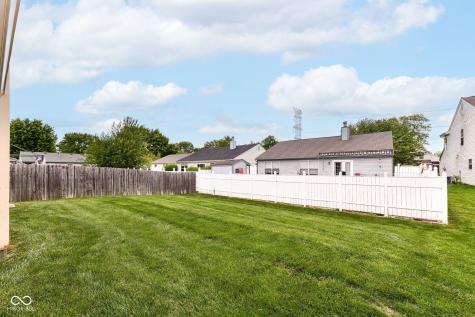 2275 Historic Oaks Boulevard Indianapolis IN 46214