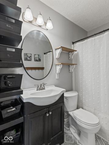 2823 Shakespeare Drive Southport IN 46227