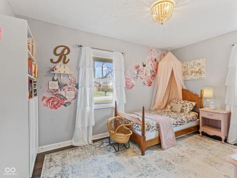 2823 Shakespeare Drive Southport IN 46227