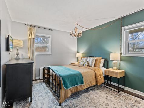 2823 Shakespeare Drive Southport IN 46227