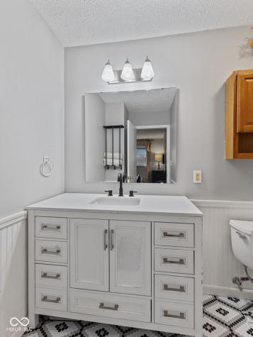 2823 Shakespeare Drive Southport IN 46227