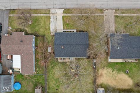 2823 Shakespeare Drive Southport IN 46227