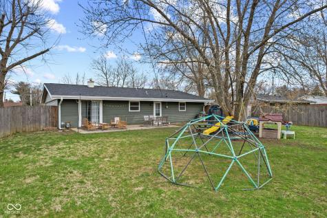 2823 Shakespeare Drive Southport IN 46227