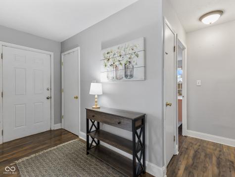 2823 Shakespeare Drive Southport IN 46227