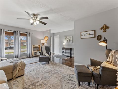 2823 Shakespeare Drive Southport IN 46227